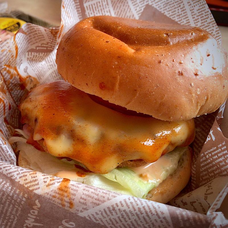 ヒカル考案 冗談抜きで旨いグルメバーガー(ジョイフル 名取バイパス店 （Joyfull）)