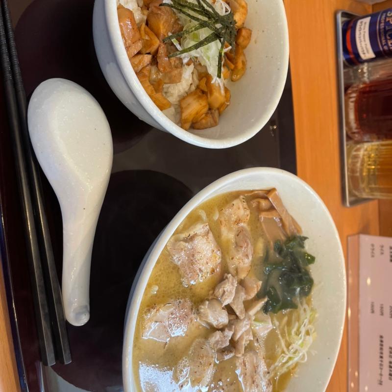 鳥チャーシューラーメン　塩(麺処悦)