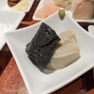 てづくりごま豆腐(平和どぶろく兜町醸造所)