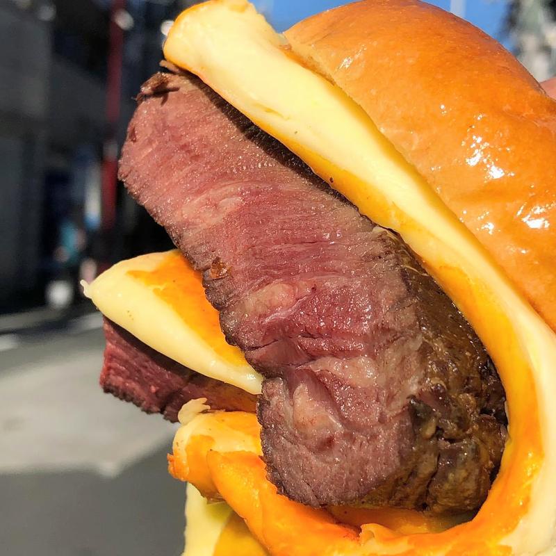 クリーミーチーズステーキサンド(コーヒー＆トースト)