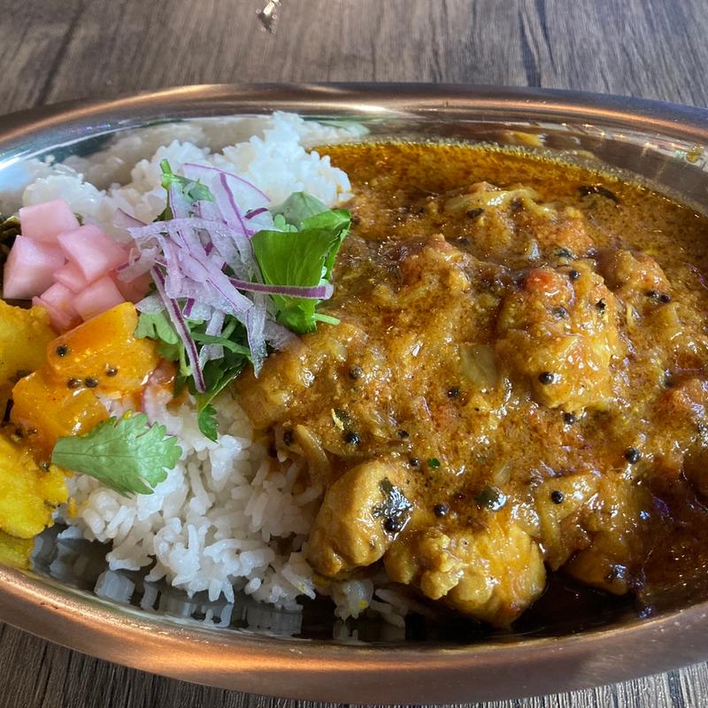 チキンカレー(スパイスとめし しま香)