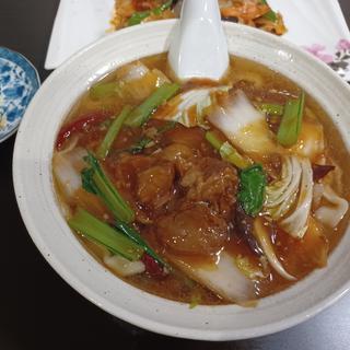 牛肉刀削麺(満州園)