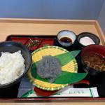しらす丼(マル伊商店 内海店)