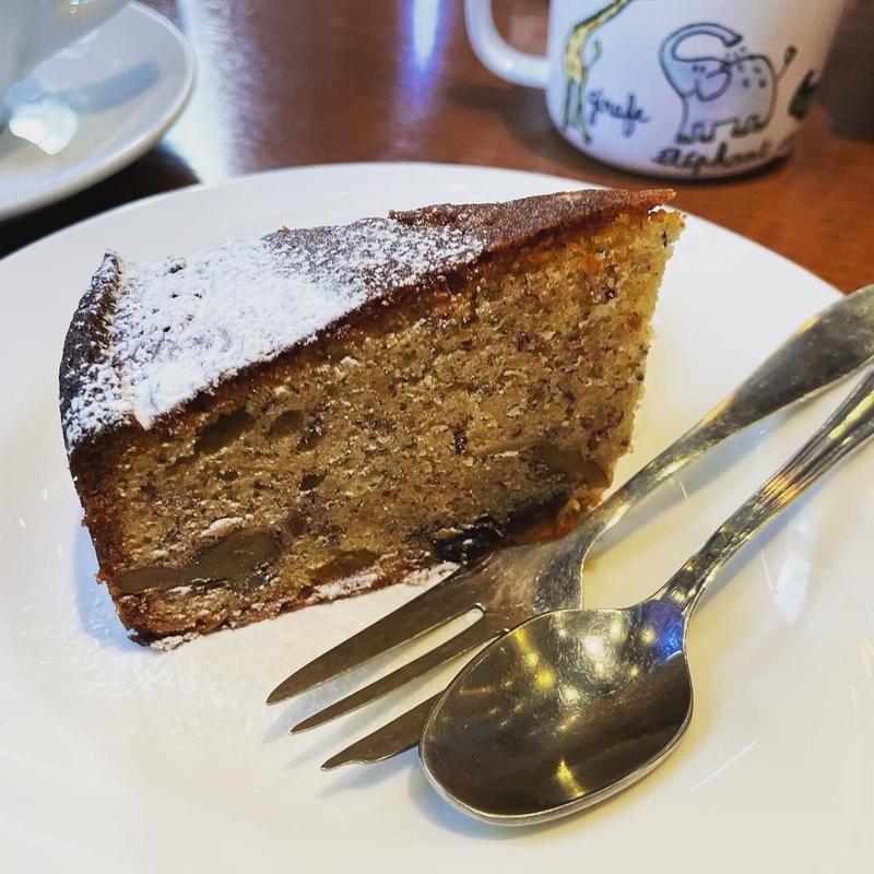 (カフェシェ・アンドレドゥ・サクレクール)