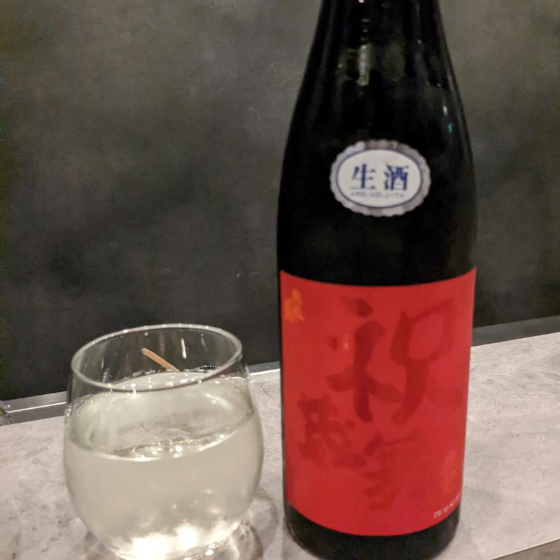 弥栄鶴(汐汲坂 恵びね)