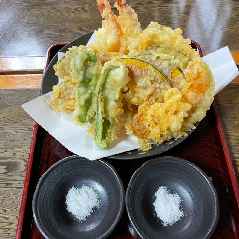 冷たいとろろ蕎麦(そば処陣中いし井 )