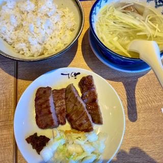 牛たん定食(牛たん炭焼 利久 東京ソラマチ店)