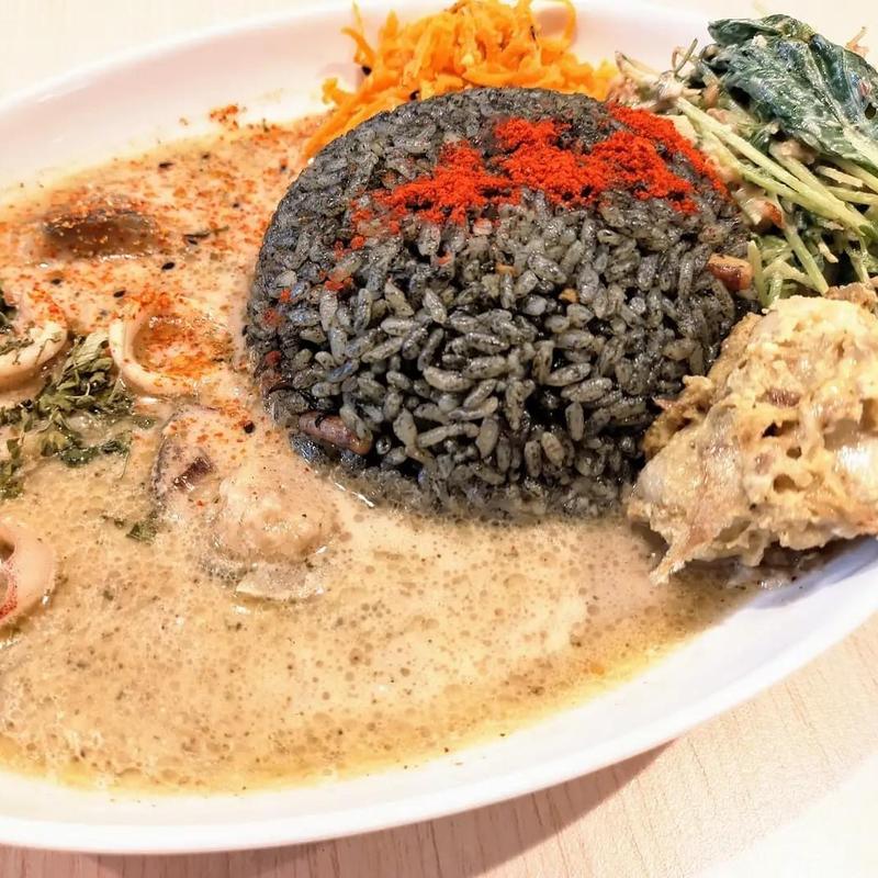 イカとナスのホワイトカレー(Utena 358（うてな）)