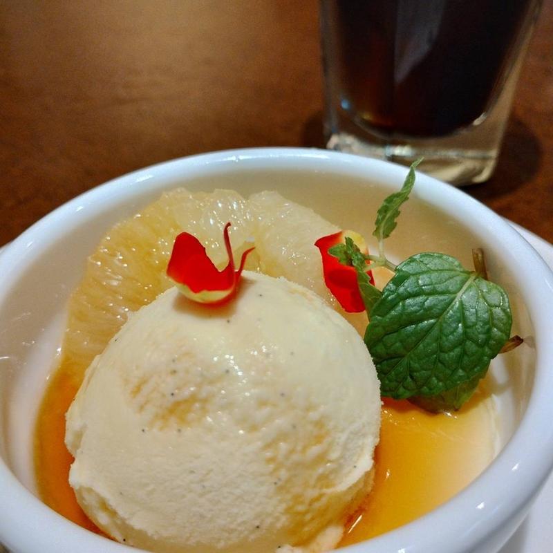 知喜多ランチコース+ガーリックライス(知喜多 横浜西口店)