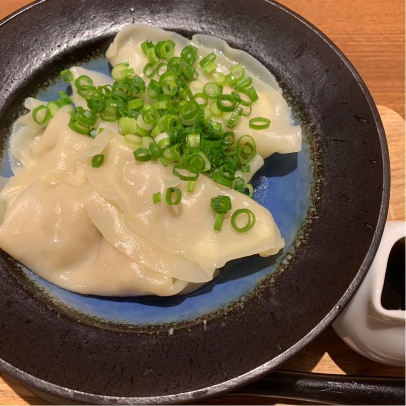 溢れる肉汁鶏餃子(濃厚鶏そば シロトリコ)