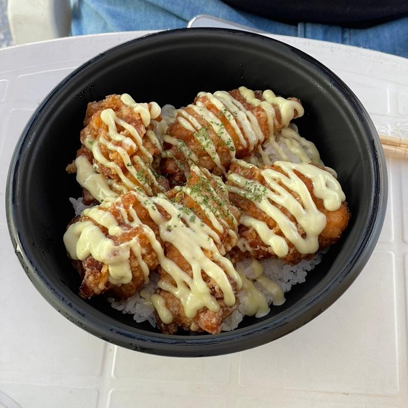 唐揚げ丼わさびマヨ(MILAN ～RIVERSIDE TERRACE～)