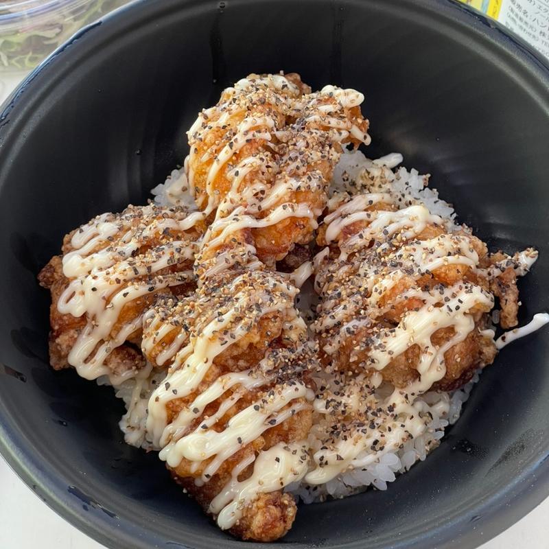 唐揚げ丼ブラマヨ(MILAN ～RIVERSIDE TERRACE～)