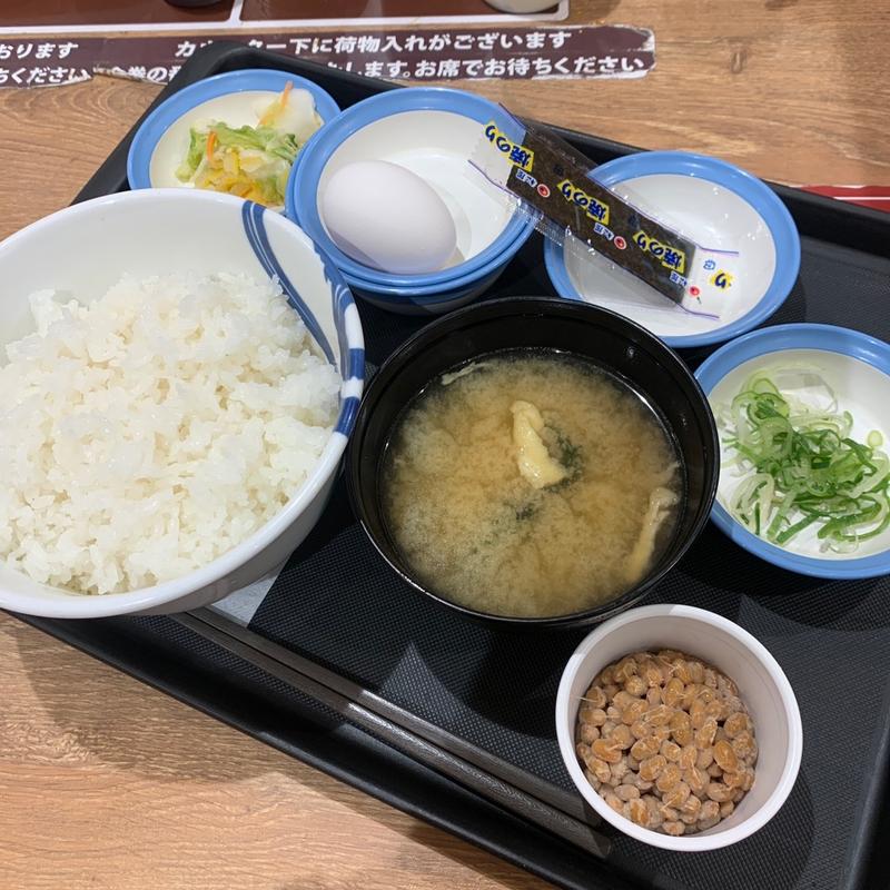 定番定食<納豆>(松屋 国立店（マイカリー食堂併設）)