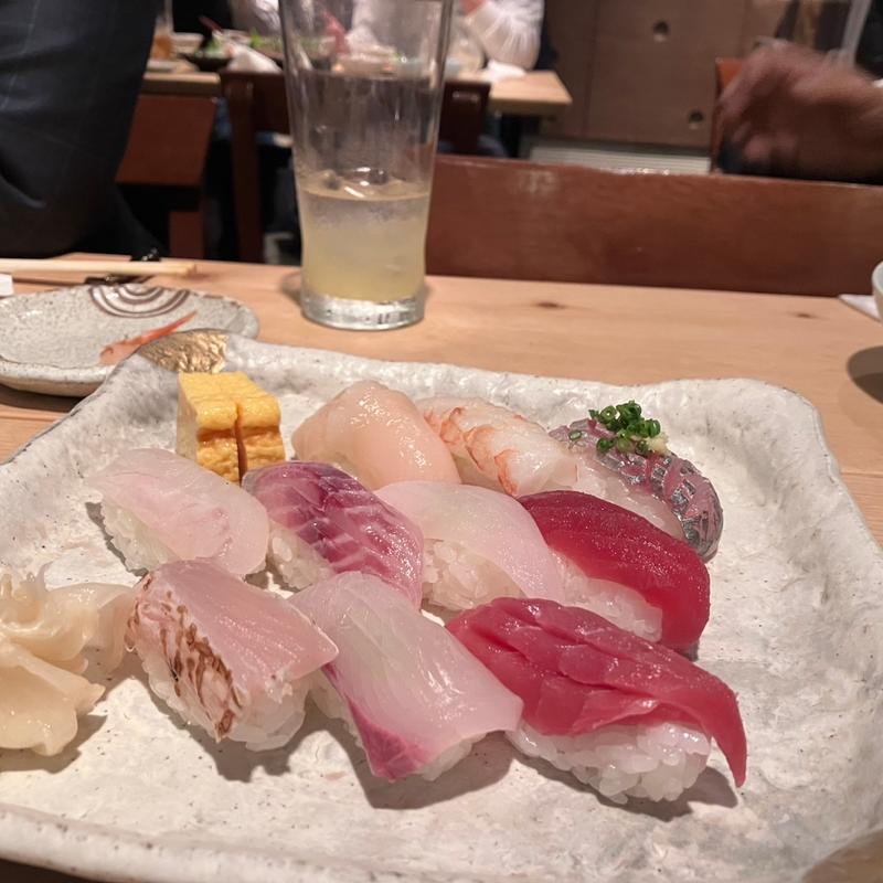 寿司盛り(サカナキュイジーヌリョウ)