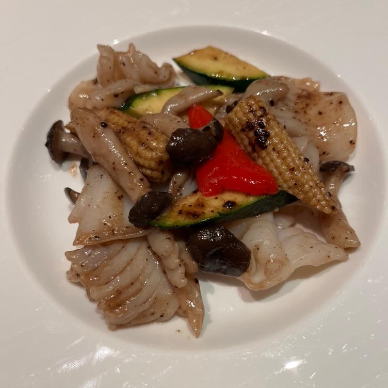 紋甲イカのブラックビーンズ炒め(四川料理 蜀江)