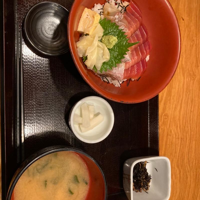 真鯛とマグロ漬け丼(河岸番外地)