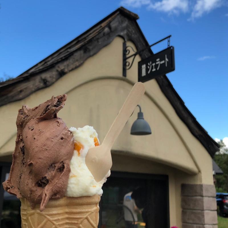 柿ソースのクリームチーズとチョコオレオ(麓ジェラート )