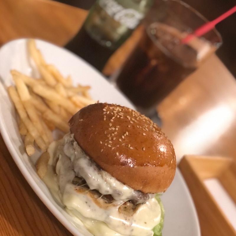 ナイアガラ(ムースヒルズバーガー （MOOSE HILLS BURGER）)
