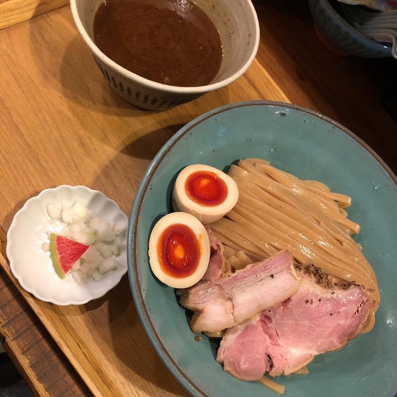 味玉濃厚つけ麺(いかれたヌードル フィッシュトンズ （いかれたNOODLE Fishtons）)