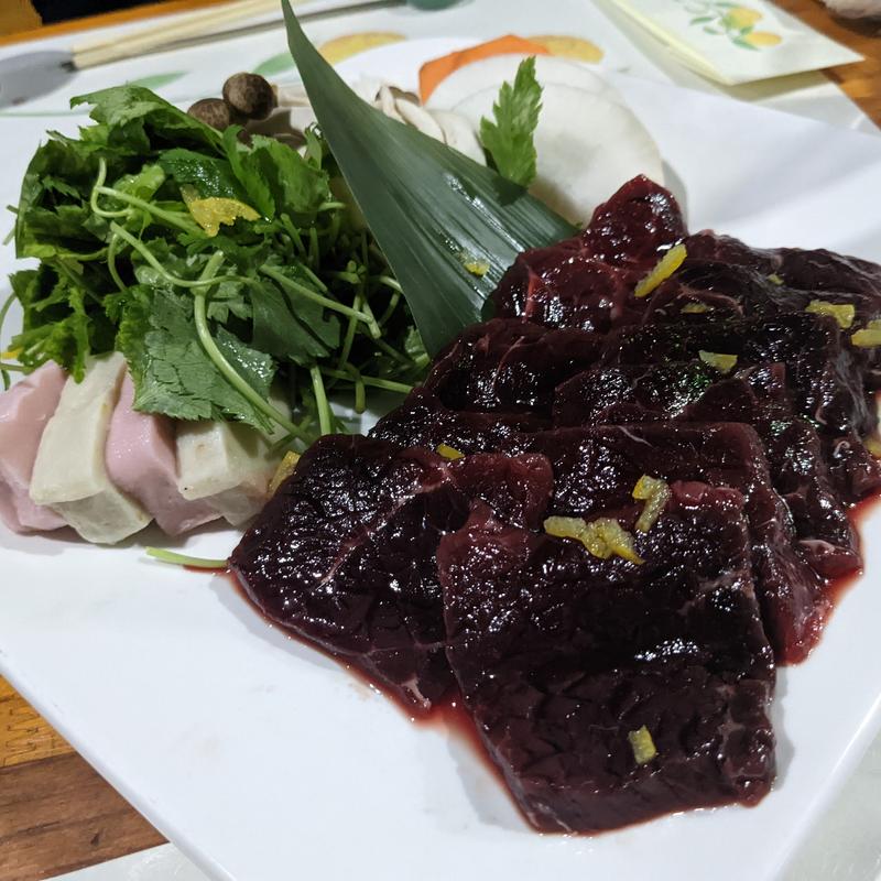 鯨のしゃぶしゃぶ(あわび亭 （あわびてい）)