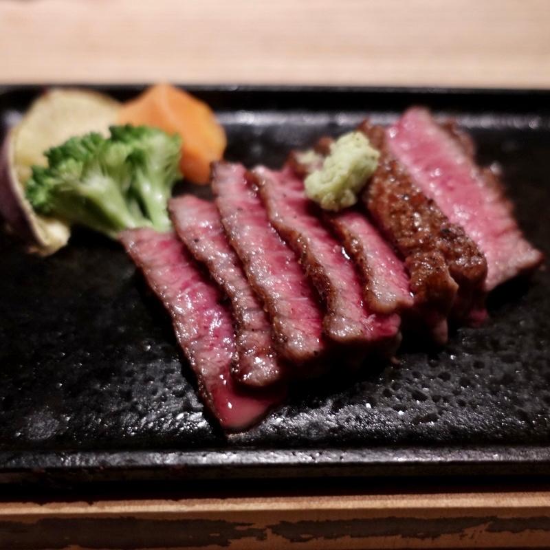 能登牛ステーキ(八兆屋 駅の蔵 金沢駅店)