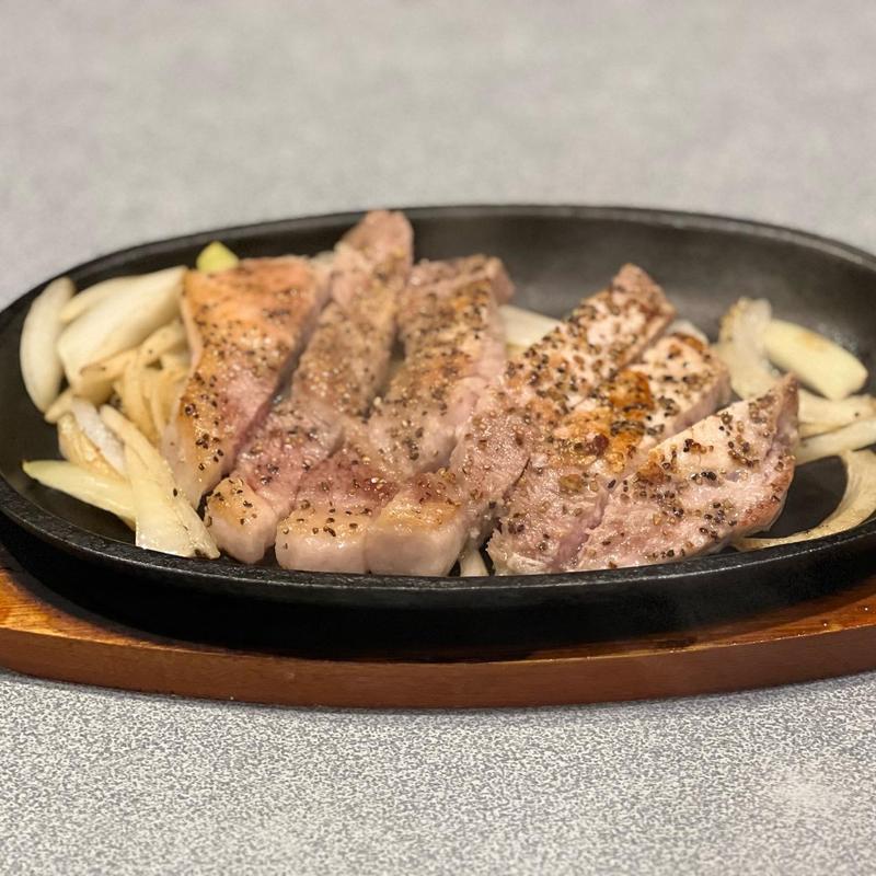 とろけるステーキ(梅酒の店ぱかぱか)