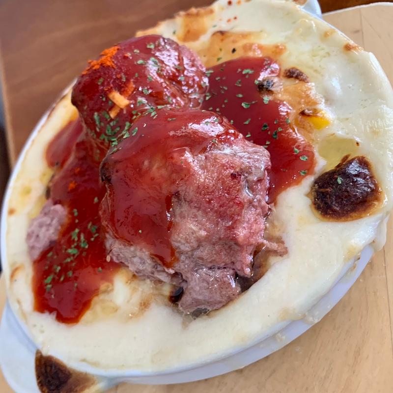 ハンバーグのドリア(T＆T （ティー＆ティー）)