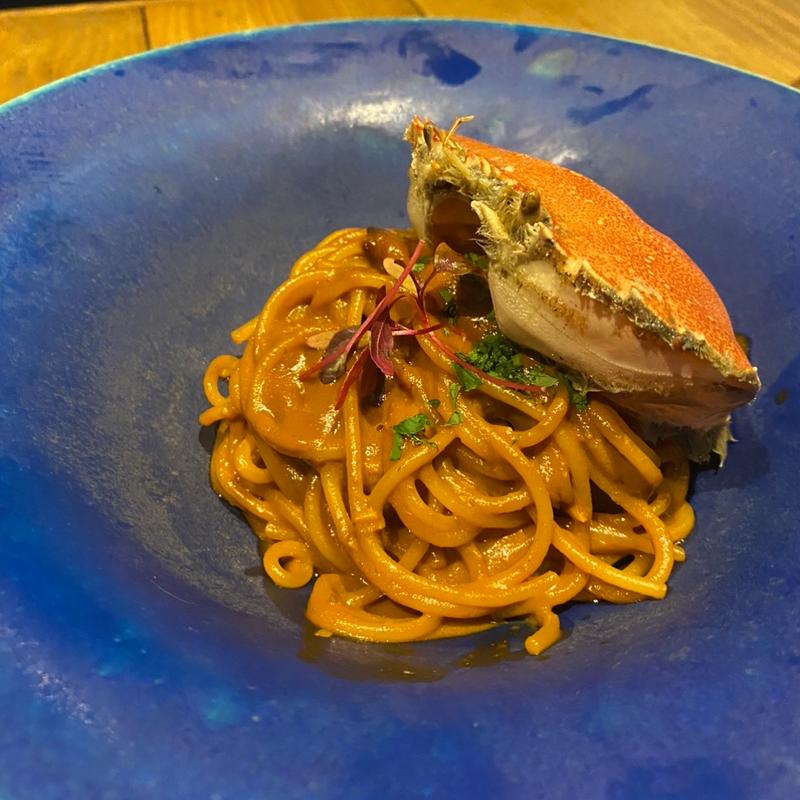 渡り蟹フルーツトマトクリームパスタ(炭火とワイン 烏丸店)