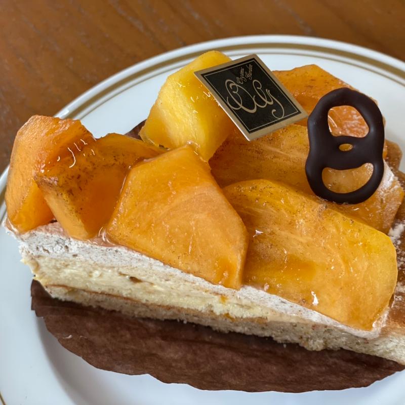 柿とシナモンホイップのタルト(Organic Garden 茅ヶ崎)