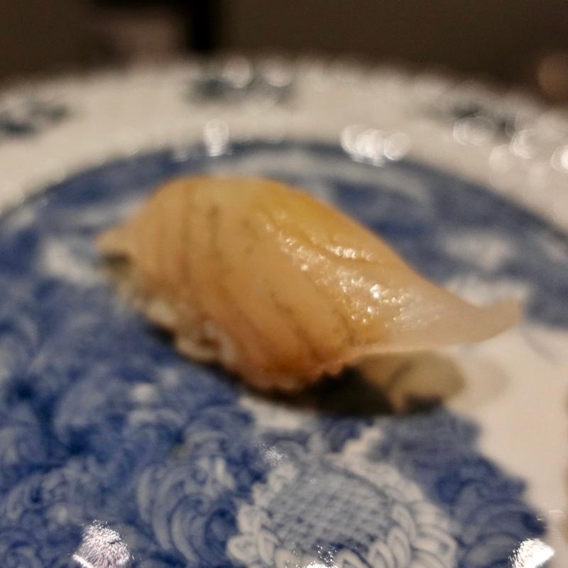 マコガレイ(鮨 いくた)