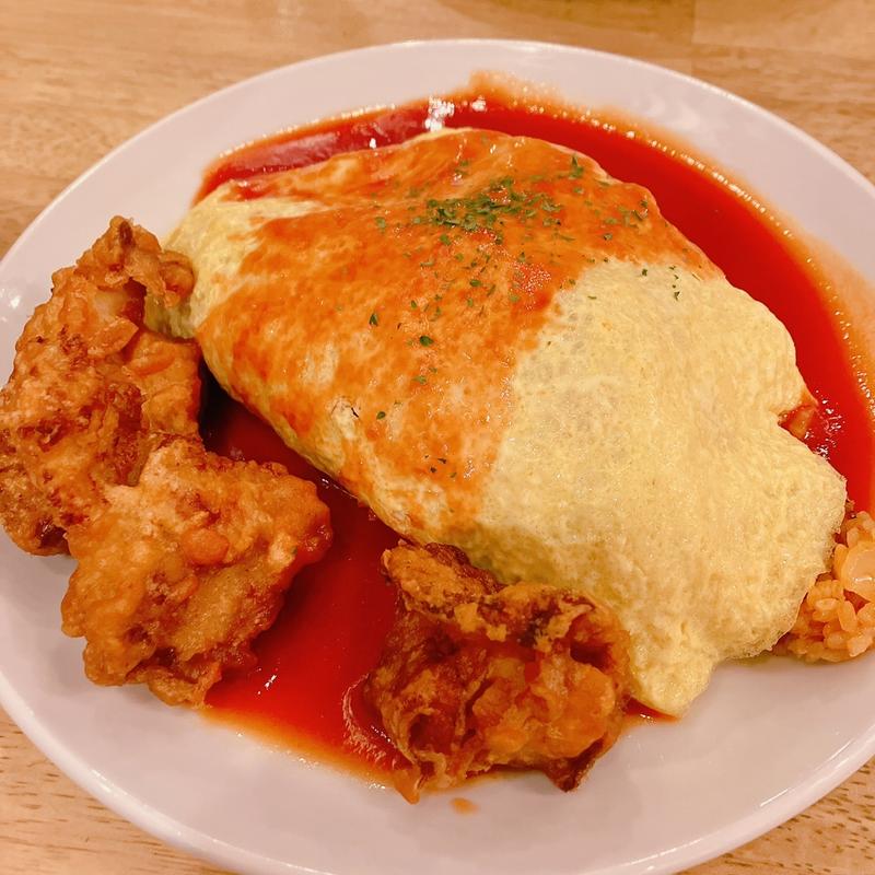 唐揚げハードオムライス(男のオムライス EGG BOMB 池袋店)