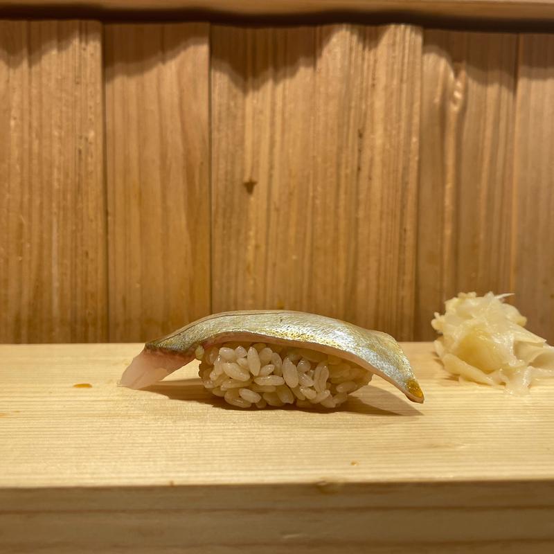 天然しまあじ(鮨屋とんぼ 栄店)
