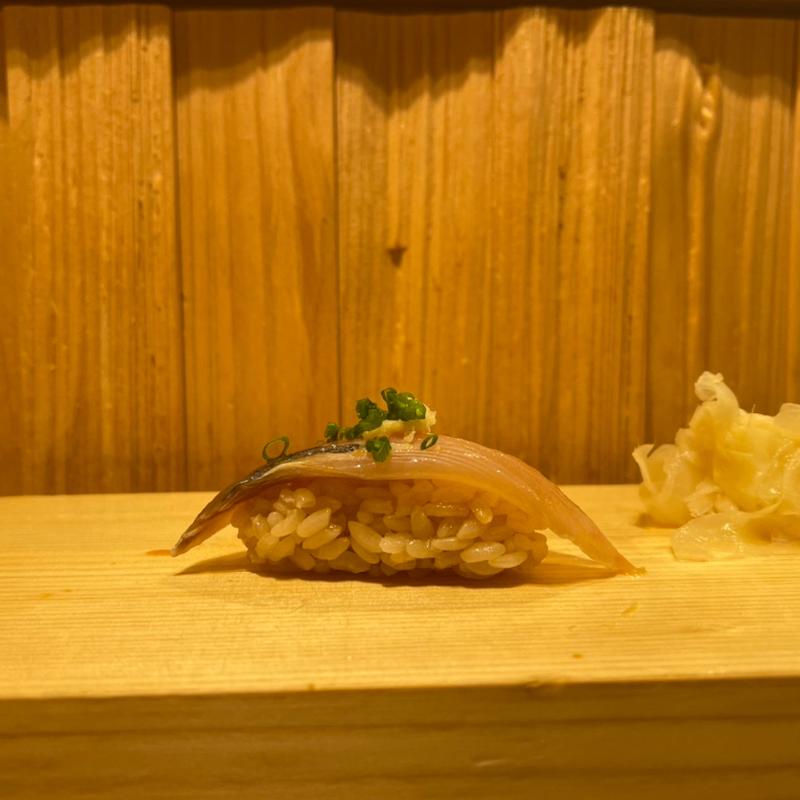 あじ(鮨屋とんぼ 栄店)