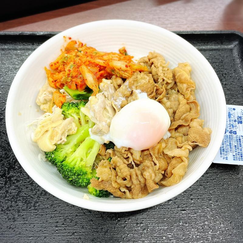 キムチ牛サラダ(吉野家 中目黒駅前店 )