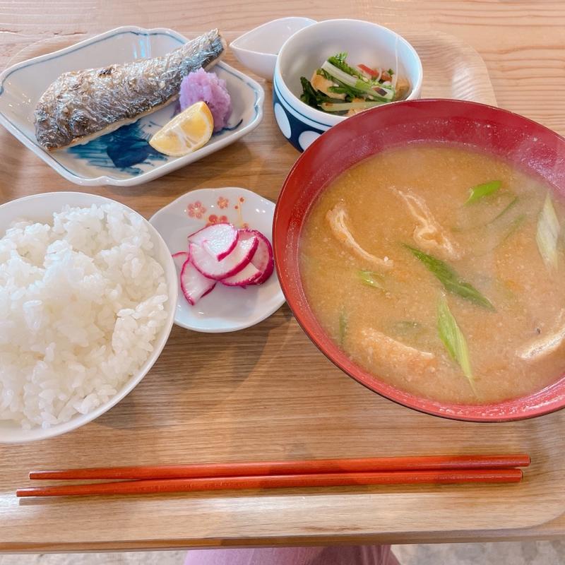 高島のごはん・おみそ汁定食(シェアキッチン 白湖（はこ）)