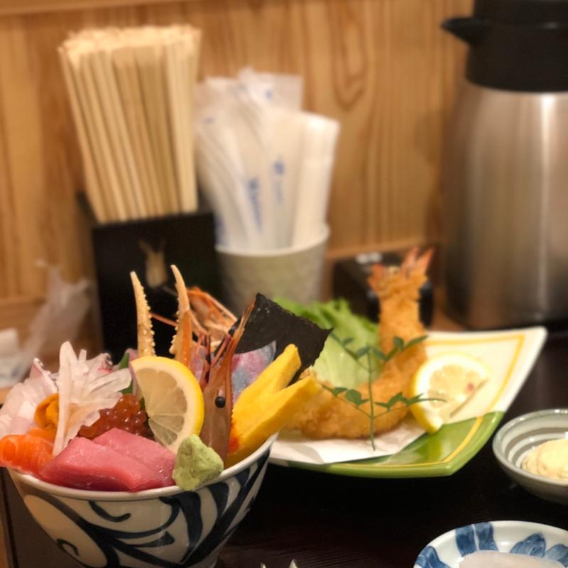 エビ天・海鮮丼(亜麻色 )