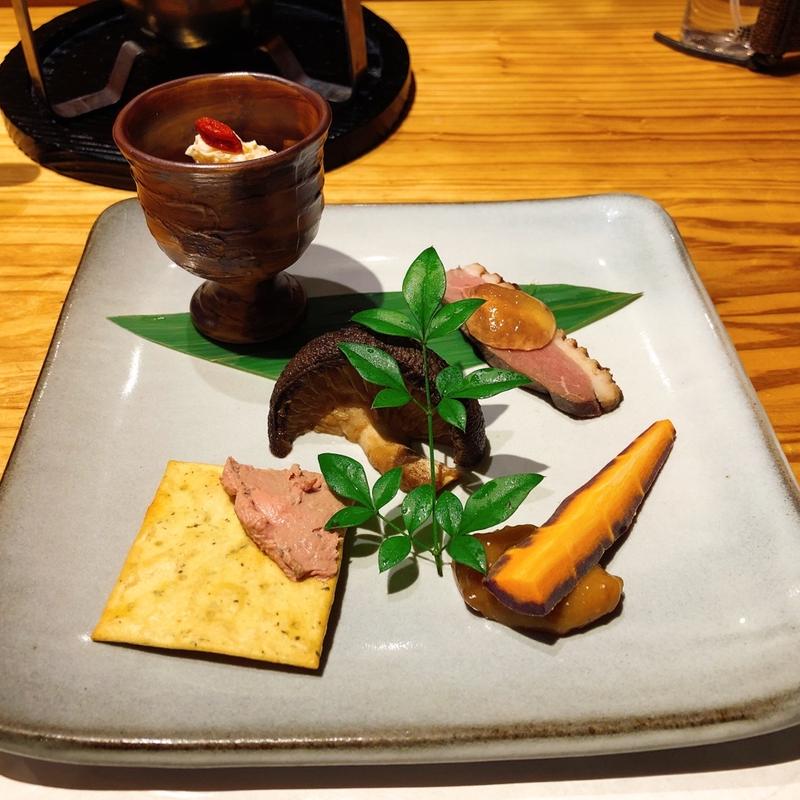 鮨会席　椿(鮨 水魚 （スシ スイギョ）)