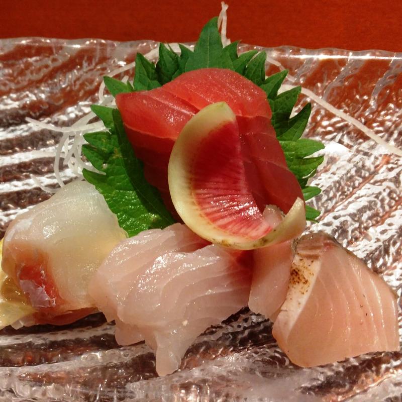 お造り4点盛り(伊達路 （だてじ）)