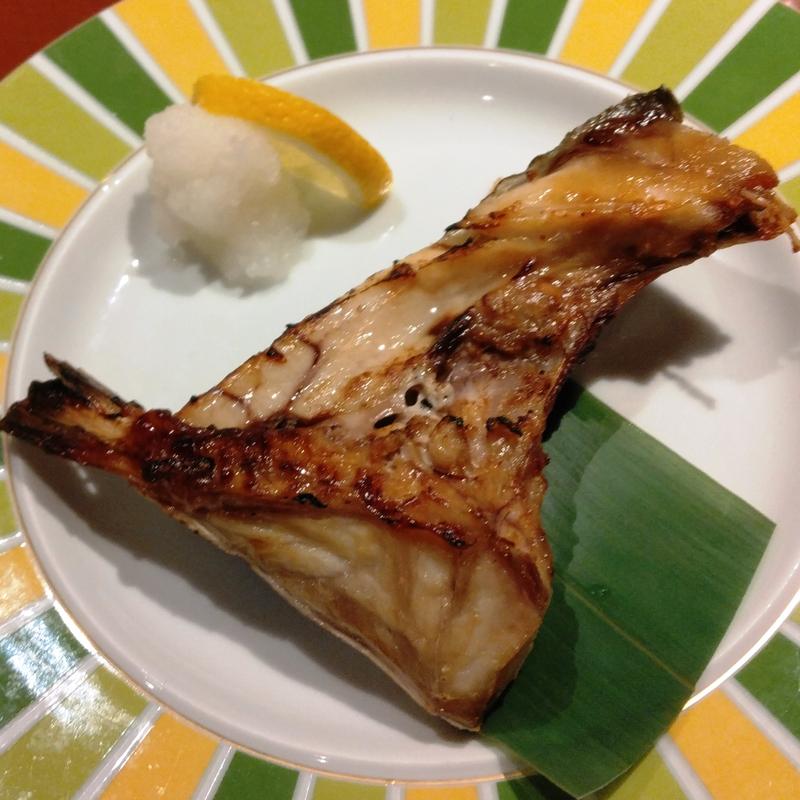 鰤のカマ焼き(伊達路 （だてじ）)