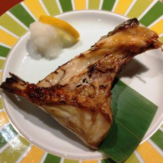 鰤のカマ焼き(伊達路 （だてじ）)