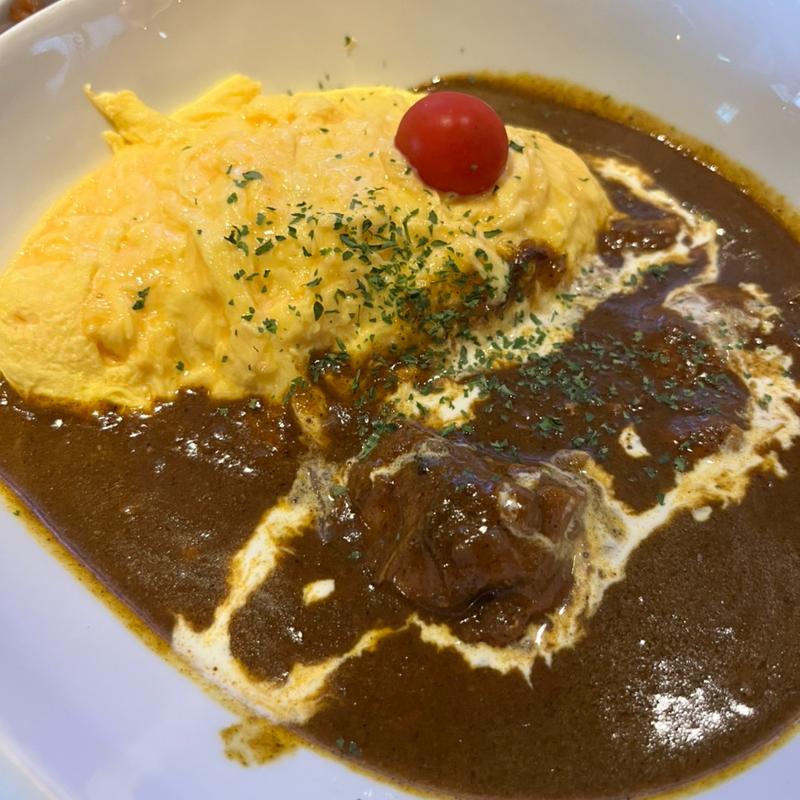 オムカレー(ブンカフェー)