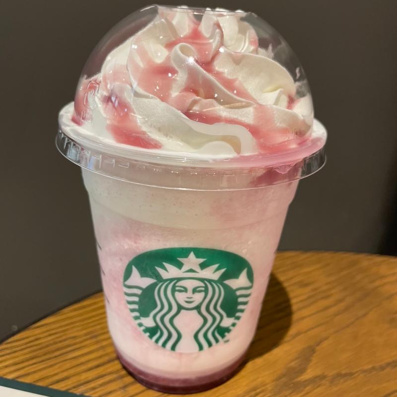 (スターバックス コーヒー 新宿御苑店)