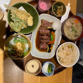 スタミナ定食(大かまど飯 寅福 ルミネ新宿店)