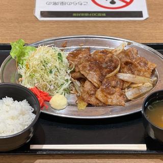 特盛生姜焼き定食(アイシティ21 フードテラス)