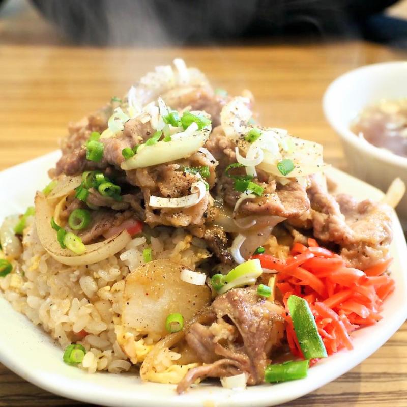 ケイジャンポーク炒飯(中華ダイニング たくみ)