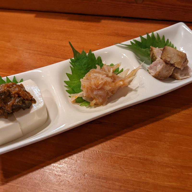 酒の肴3点盛り合わせ(居酒屋こうた)