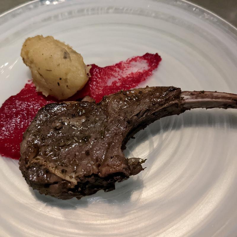 ラムチョップ(誦月)