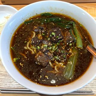 牛肉麺(元気　魯肉飯)
