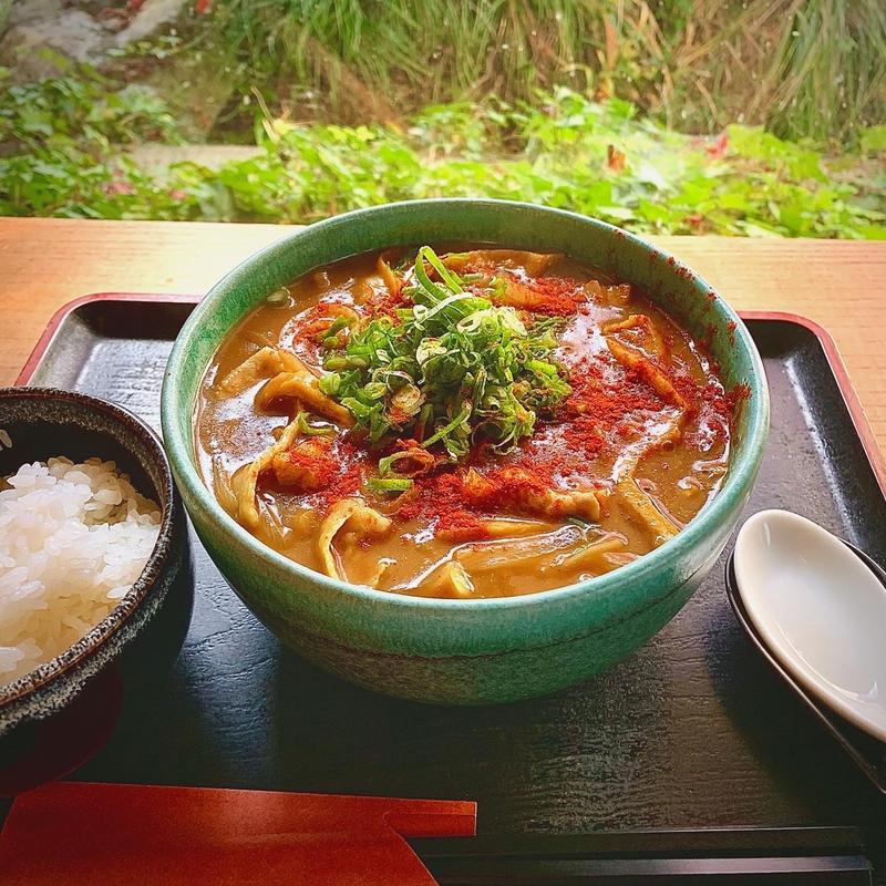 スパイシー豚肉カレーうどん(風輪里 （Biker & Driver's Communication U-Café FU.WA.RI）)
