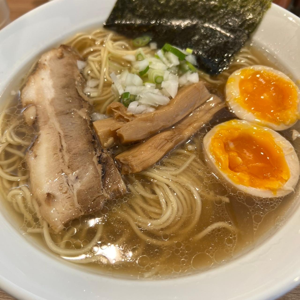 白ラーメン(Soy Sauce Ramen Janya 醤屋)の口コミ一覧 おいしい一皿が集まるグルメコミュニティサービス「SARAH」